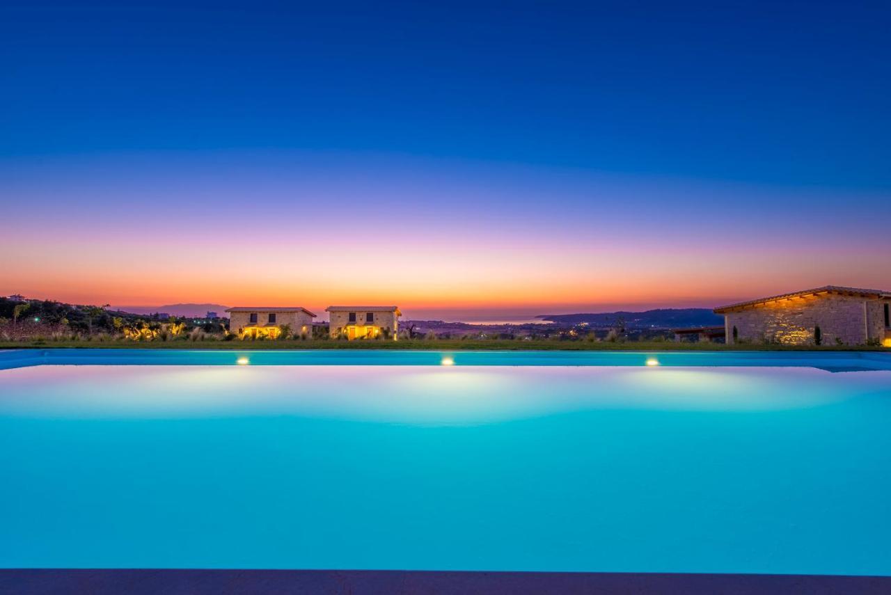 Mint Retreat Suites (Adults Only) Kalandra 외부 사진