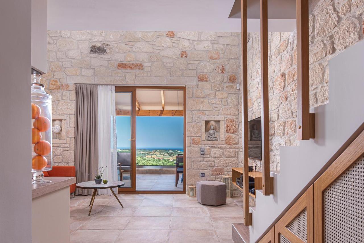 Mint Retreat Suites (Adults Only) Kalandra 객실 사진