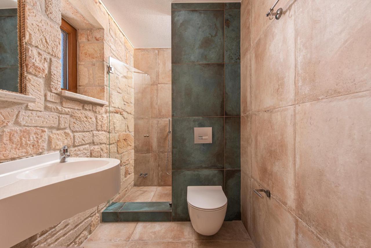 Mint Retreat Suites (Adults Only) Kalandra 외부 사진