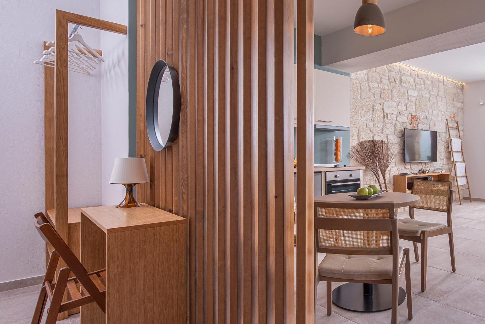 Mint Retreat Suites (Adults Only) Kalandra 객실 사진